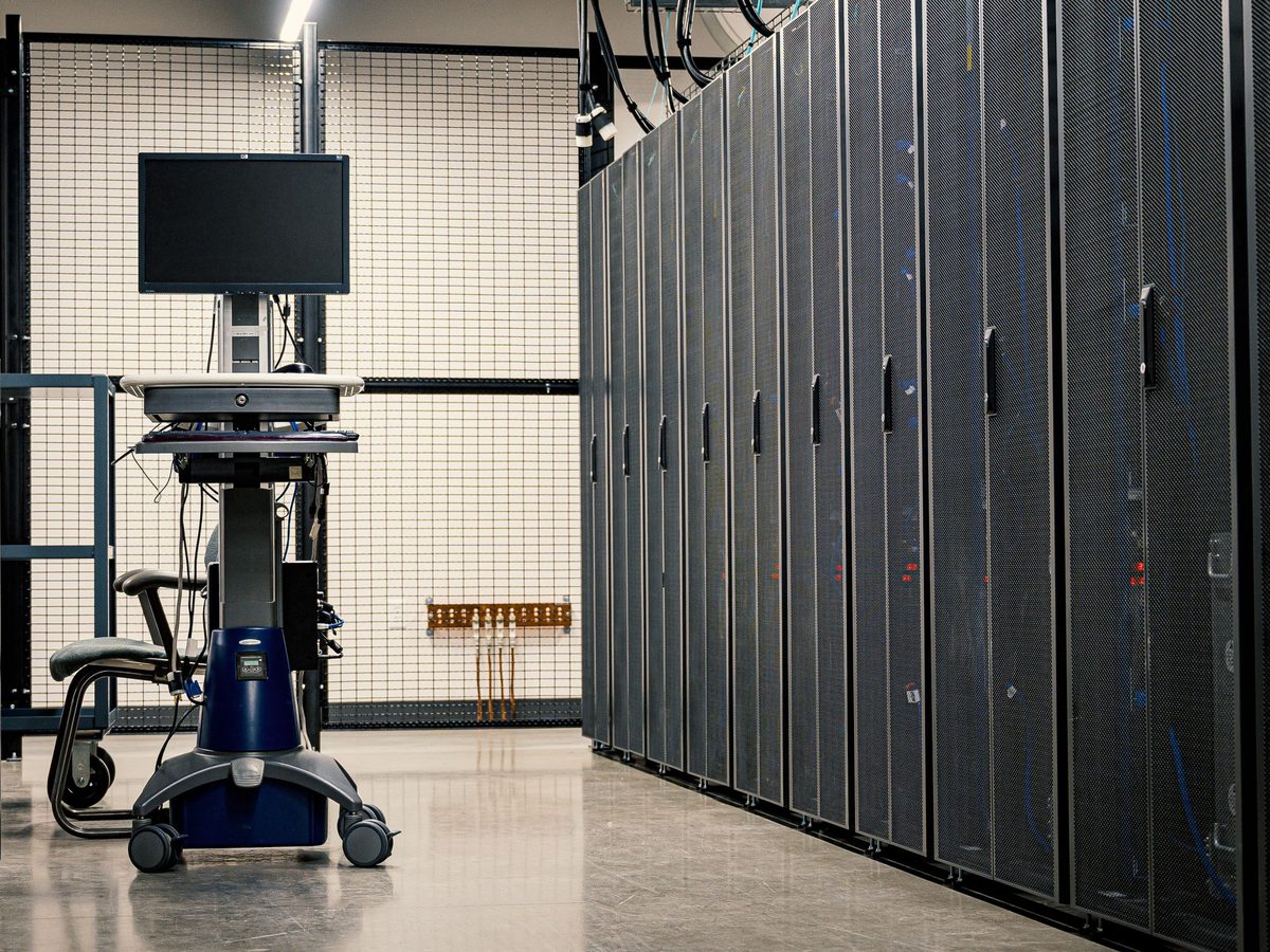 Installation under way in a data-centre aisle